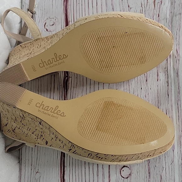 Charles by Charles David Tan Wedge Sandals Size 10 NWOT - Picture 5 of 7